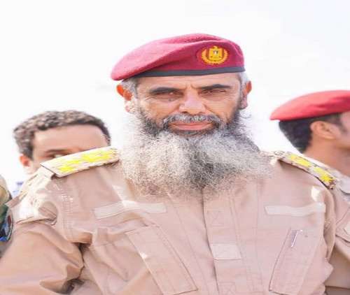 محافظ العاصمة عدن يُعزّي في وفاة العميد طيار محمد جواس الحسني