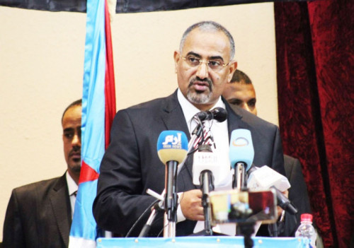 صحيفة دولية: تحرّكات المجلس الانتقالي المتسارعة تهدف لقطع الطريق على إمكانية تجاهله في مشاورات الحل النهائي في اليمن