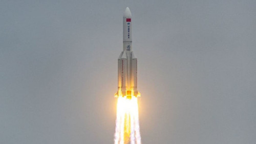 مخاوف عالمية من سقوط ركام الصاروخ الصيني الشارد على مناطق مأهولة بالبشر.. وأمريكا تحدد موعد سقوطه