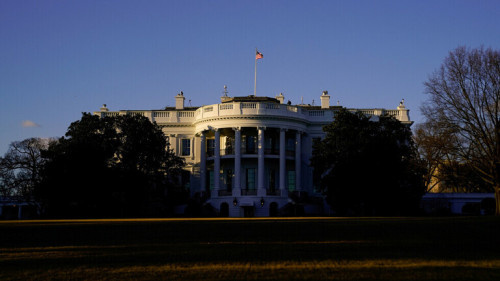 مسؤول استخباراتي أمريكي سابق يتحدث عن "رئيس ظل" للولايات المتحدة ويكشف هويته