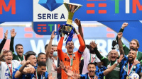 إنتر ميلان يتوج بكأس الدوري الإيطالي للمرة الـ19 في تاريخه بعد خماسية في شباك أودينيزي