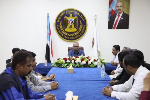 الجعدي يطّلع على الخطط والبرامج المستقبلية للقيادة المحلية للمجلس الانتقالي بمحافظة شبوة