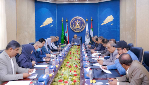 هيئة رئاسة الانتقالي تعقد اجتماعها الدوري برئاسة الرئيس الزُبيدي
