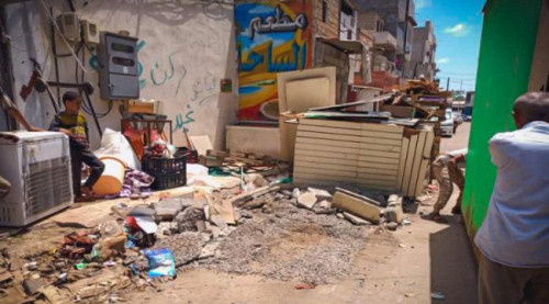 السلطة المحلية بالشيخ عثمان تواصل حملة إزالة العشوائيات المخالفة