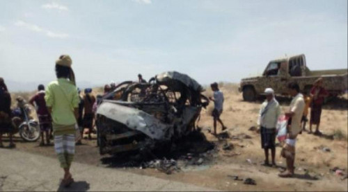 لحج.. حادث مروري مروع يودي بحياة عائلة بالكامل وعدد من الجرحى بخط الرجاع