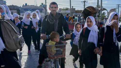طالبان تنكث وعودها.. "الذكور فقط" يعودون للمدارس