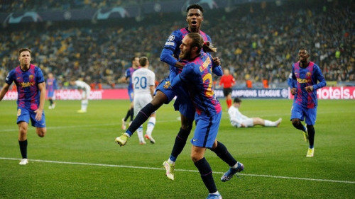 دوري الأبطال.. برشلونة يحقق فوزا ثمينا خارج الديار أمام دينامو كييف