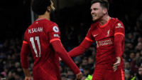 "الفرعون" صلاح يقود ليفربول للفوز على إيفرتون