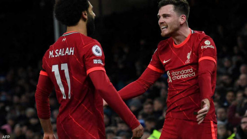 "الفرعون" صلاح يقود ليفربول للفوز على إيفرتون