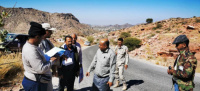 مدير عام الحصين يتفقد الطريق العام بالمديرية ويلتقي بعدد من المهندسين