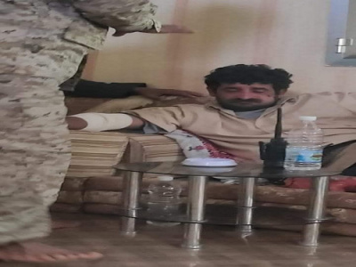قوات العمالقة الجنوبية تلقي القبض على قائد مليشيا الحوثي في مديرية حريب "صورة"