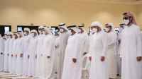 محمد بن زايد والشيوخ يؤدون صلاة الجنازة على الشيخ خليفة