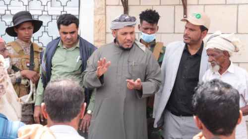 رئيس تنفيذية انتقالي سقطرى يدشن المخيم الطبي المجاني للعيون بالمحافظة