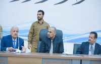 الرئيس الزُبيدي يدشن عمل اللجنة العسكرية العُليا