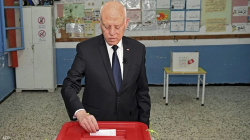 استطلاعات.. 92 بالمئة صوتوا بـ "نعم" للدستور التونسي الجديد