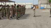 مدير شرطة البريقة يُكرّم عددا من الجنود المنضبطين بأعمالهم