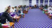 المحافظ بن الوزير يترأس اجتماعا موسعا معَ القيادات العسكرية والأمنية لمناقشة تنفيذ الخطة الأمنية وتطبيع الأوضاع في شبوة