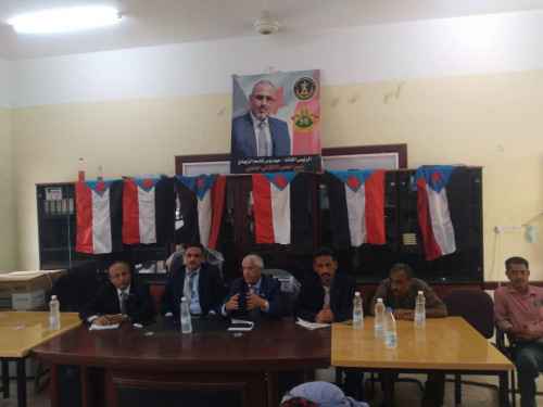 فريق الحوار الوطني الجنوبي الداخلي يلتقي ممثلي الأحزاب والتنظيمات السياسية بردفان