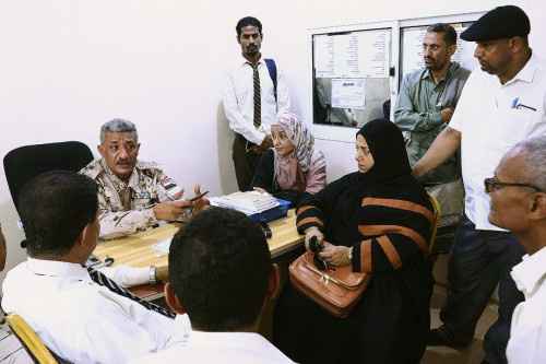تزامناً من اليوم العالمي لحقوق الانسان... الأمانة العامة تدشن برنامج النزول الميداني لتفقد سجون وإصلاحيات العاصمة عدن&nbsp;