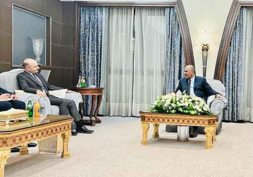 الرئيس الزُبيدي: المليشيات الحوثية لا تؤمن بالسلام ووجودها مقترن بالحرب والدمار والدم&nbsp;
