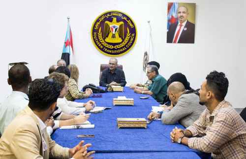 الجعدي يلتقي وفد الصحافيين العرب والأجانب المشارك في المؤتمر الأول للصحافيين والإعلاميين الجنوبيين