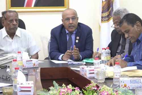في الاجتماع الأول لتنفيذي نقابة الصحفيين والإعلاميين الجنوبيين.. الكثيري يؤكد أهمية ترجمة توصيات المؤتمر الاول إلى خطط وبرامج عملية للنقابة