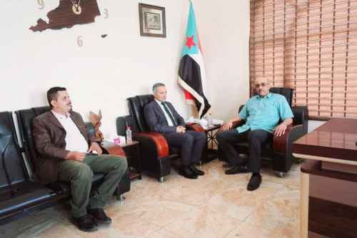 سعدان يزور الهيئة الوطنية للإعلام الجنوبي ويؤكد على أهمية تطوير القطاع الإعلامي بالمهرة