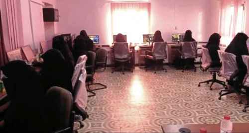 انتقالي قشن يقيم دورة تدريبية في مهارات الحاسوب