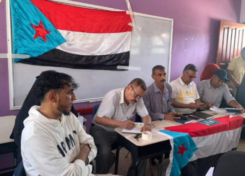 القيادة المحلية بانتقالي صيرة تعقد اجتماعها الموسع الأول للعام الحالي