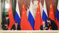 بيان روسي صيني مشترك: العلاقة الروسية الصينية قائمة على شراكة شاملة وتدخل عصرا جديدا