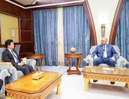 الرئيس الزُبيدي يثمّن دور جمهورية الصين الشعبية وجهودها لإحلال السلام في منطقة الشرق الأوسط