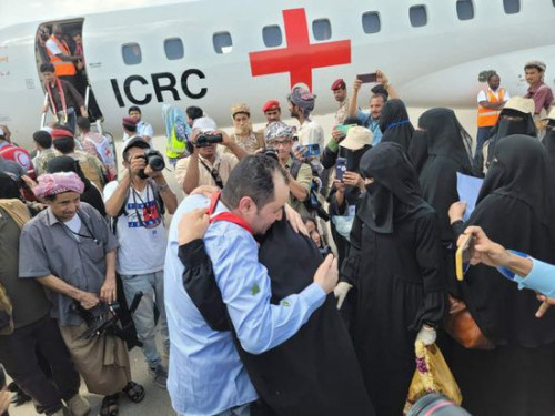 تحرير 4 صحفيين محكومين بالإعدام من سجون الحوثي