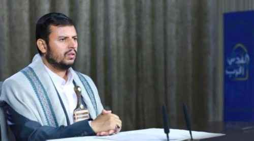 زعيم الحوثيين يطيح بابن عمه ويمنعه من التدخل بالملفات السياسية
