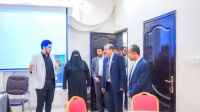 اللواء بن بريك يطّلع على جهود مؤسسة وطن للتنمية والتدريب