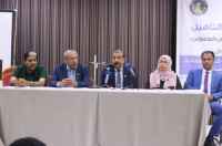 اللواء بن بريك يدشن الحلقة النقاشية "تعزيز ثقافة الحوار وأثره في الاستقرار والنضج السياسي"