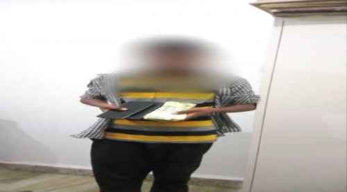 متهم بجرائم سرقة بقبضة الأمن في العاصمة عدن