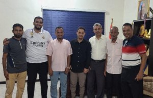 دائرة الشباب والرياضة بالانتقالي تبحث مع لجنة حكام كرة القدم بالعاصمة عدن سُبل تطوير العملية التحكيمية