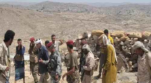 العميد الجُنيدِي يواصل زياراته التفقدية لمواقع جبهات القتال في الحد يافع