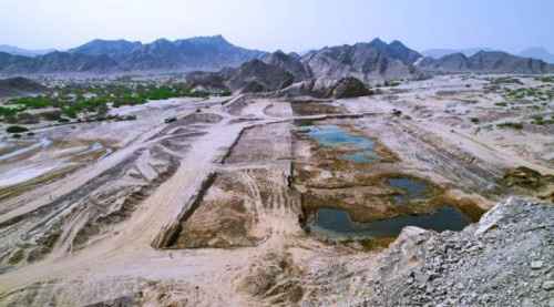 بتكليف من النائب المحرّمي.. فريق مراقبة يطّلع على سير العمل في مشروع سَدِّ حسّان الاستراتيجي بأبين