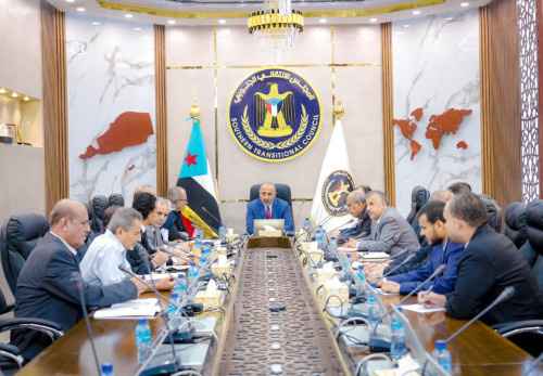 رئاسة الانتقالي تدعو رجال المال والأعمال الجنوبيين للمساهمة في تحقيق الأمن الغذائي