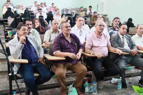 كلية الآداب تشهد مناقشة أطروحة الدكتوراه للباحث عادل محمد الجعدي