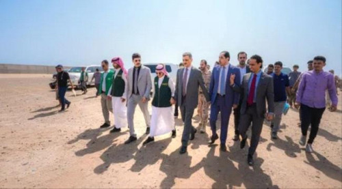 المحافظ لملس يضع حجر الأساس لـ4 مشاريع رياضية في العاصمة عدن