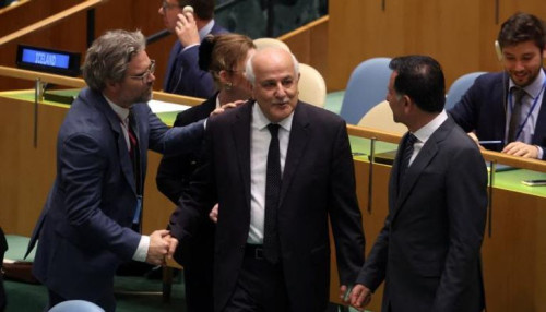 قرار للأمم المتحدة يطالب بـ"هدنة إنسانية فورية" في غزة