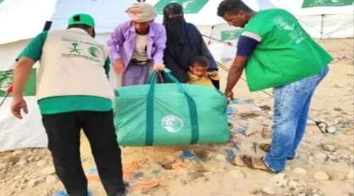 سلمان للإغاثة يقدم مساعدات لضحايا تيج في الريدة وقصيعر