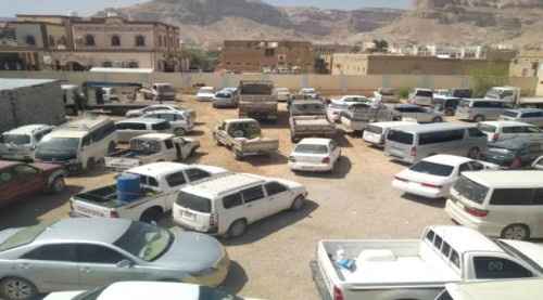 حضرموت.. حملة مرورية في تريم لضبط المركبات والدراجات غير المرقمة
