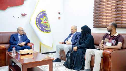 الكثيري يطّلع على جهود مكتب الصحة والسكان بالعاصمة عدن&nbsp;