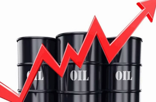 النفط يرتفع أكثر من 1 % مع إبقاء السعودية وروسيا على التخفيضات الطوعية.