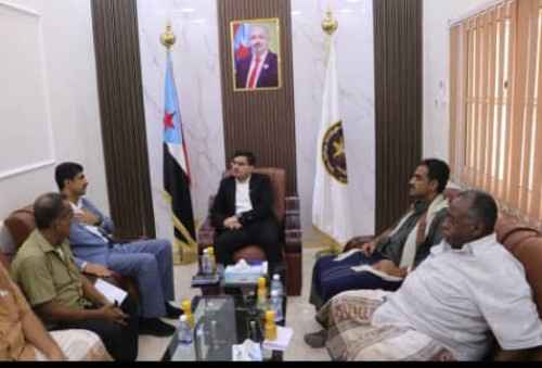الأمانة العامة بالانتقالي تتفقد سير عمل الإدارة الإعلامية والثقافية في تنفيذية انتقالي المهرة&nbsp;