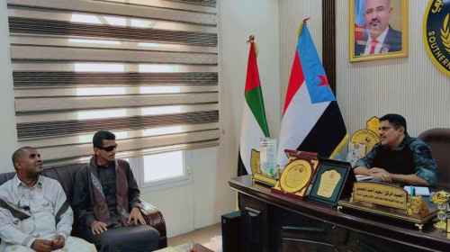 رئيس انتقالي حضرموت يطلع على نشاطات جمعية الضياء لرعاية وتأهيل المكفوفين