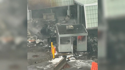 انفجار سيارة على جسر يربط بين نيويورك وكندا